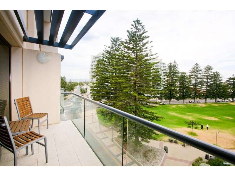 Apartment 41/1 Chappell Drive, Glenelg SA 5045
