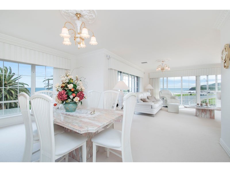 1 Marine Avenue, Hallett Cove SA 5158