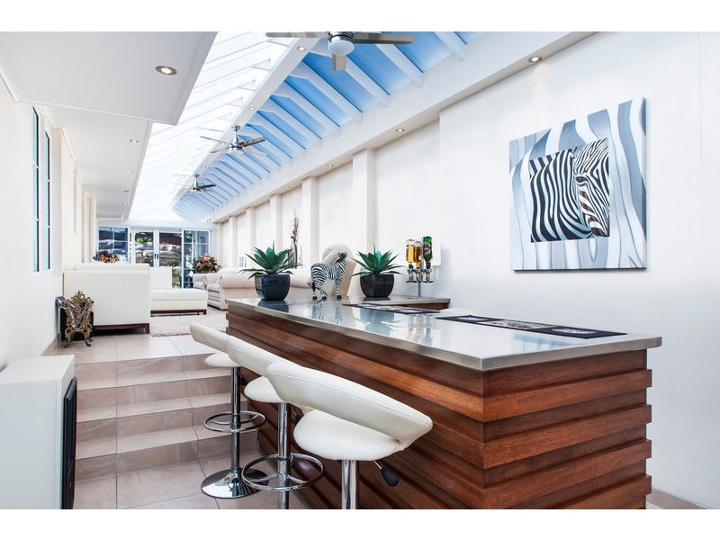 1 Marine Avenue, Hallett Cove SA 5158