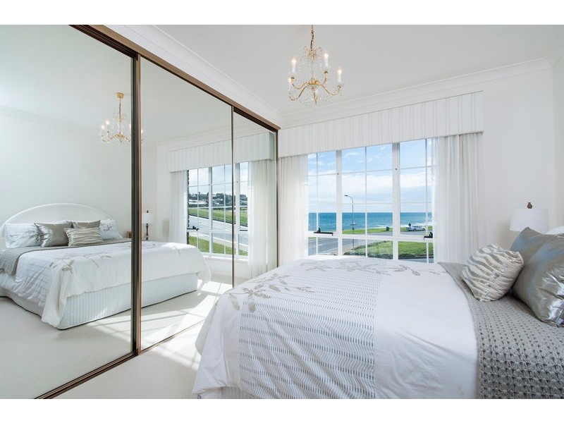 1 Marine Avenue, Hallett Cove SA 5158