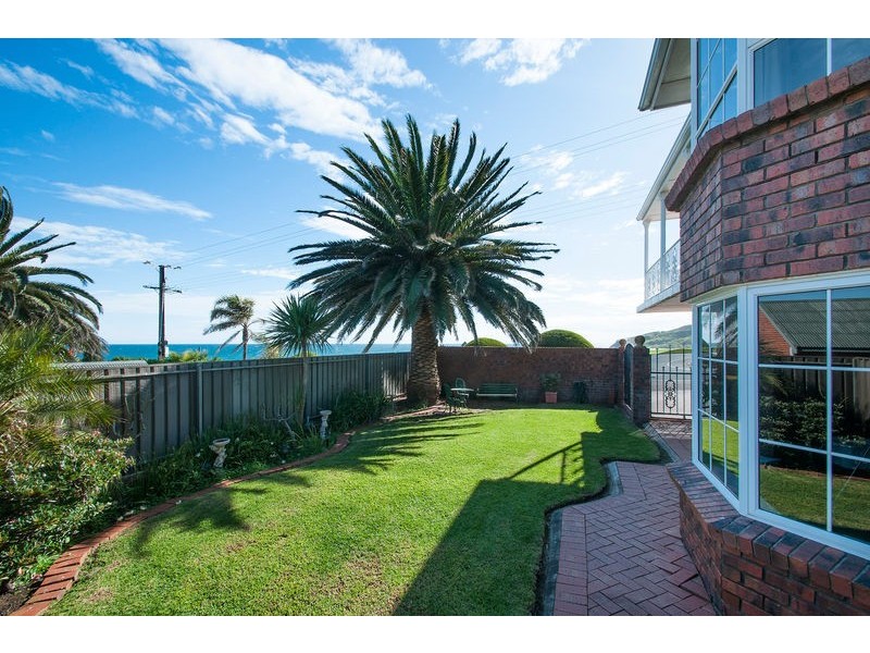 1 Marine Avenue, Hallett Cove SA 5158