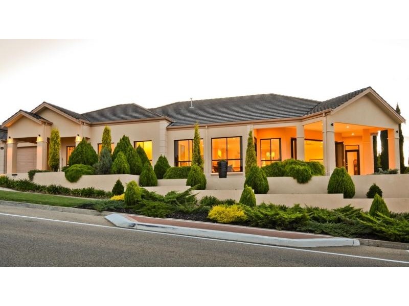 35 Cormorant Drive, Hallett Cove SA 5158