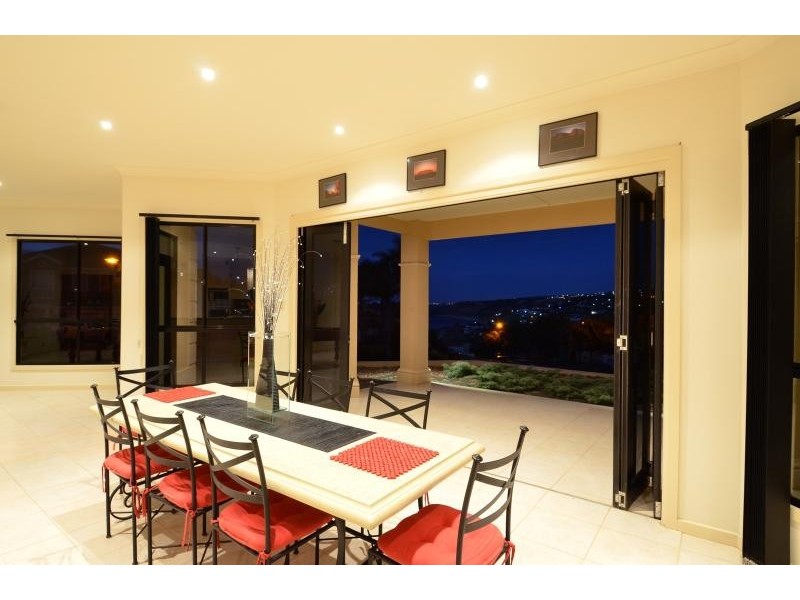 35 Cormorant Drive, Hallett Cove SA 5158