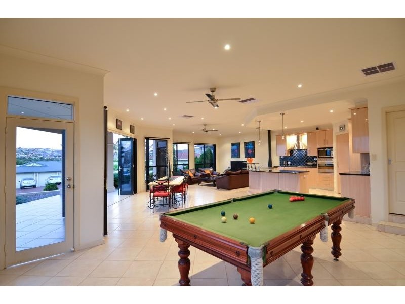 35 Cormorant Drive, Hallett Cove SA 5158