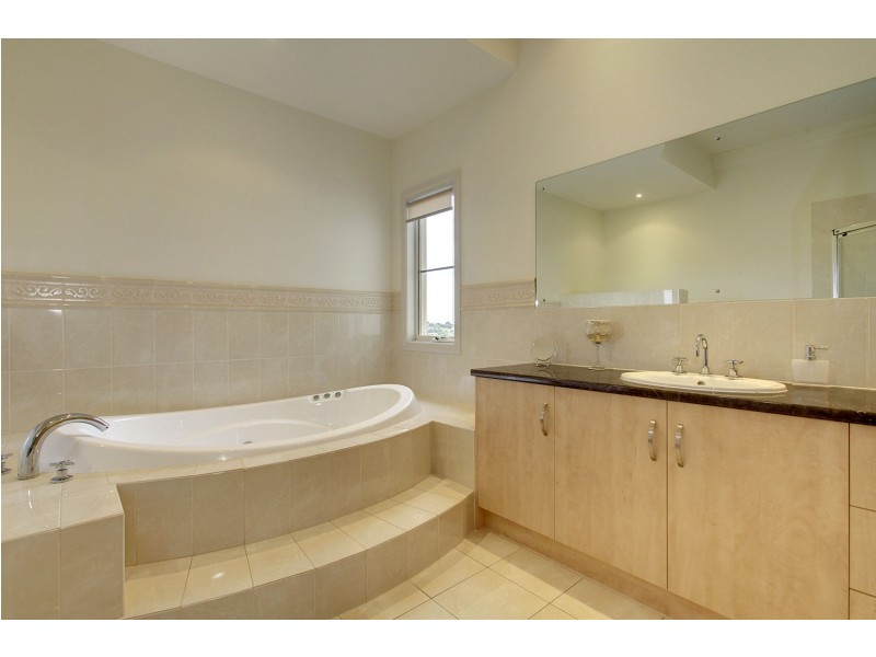 3 Norfolk Street, Flagstaff Hill SA 5159