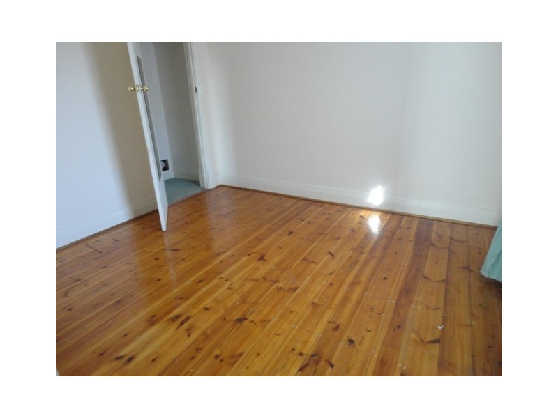 33 Ruthven Street, Glandore SA 5037