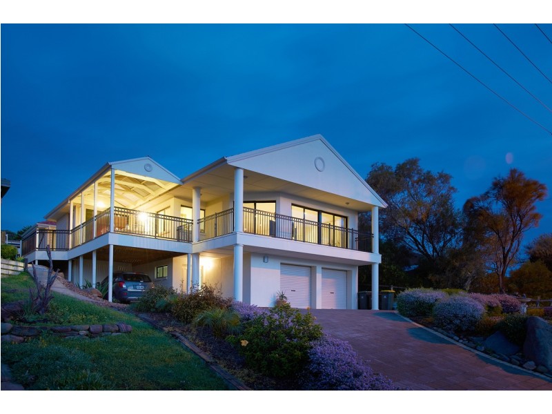 12 Seaview Avenue, Hallett Cove SA 5158