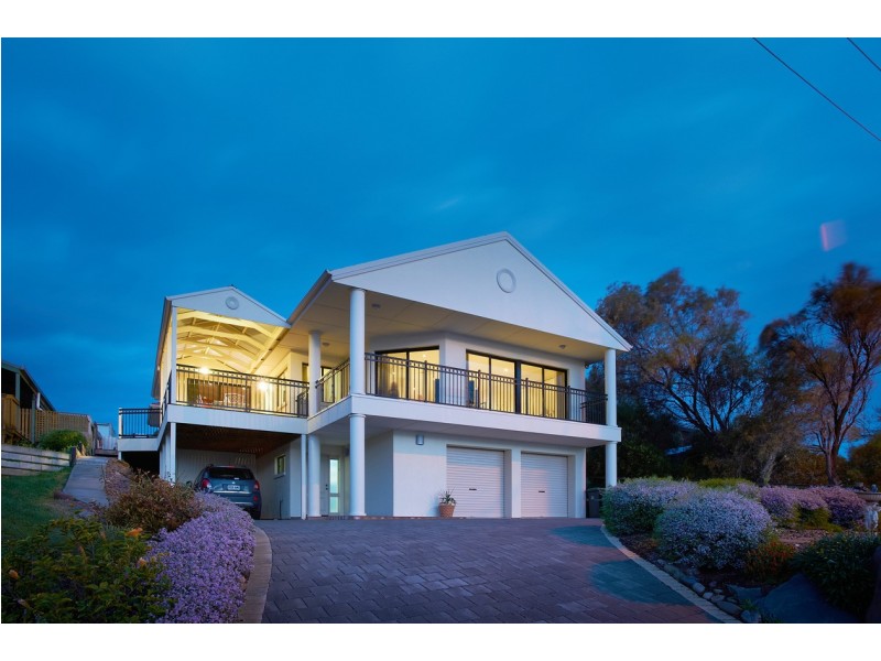 12 Seaview Avenue, Hallett Cove SA 5158