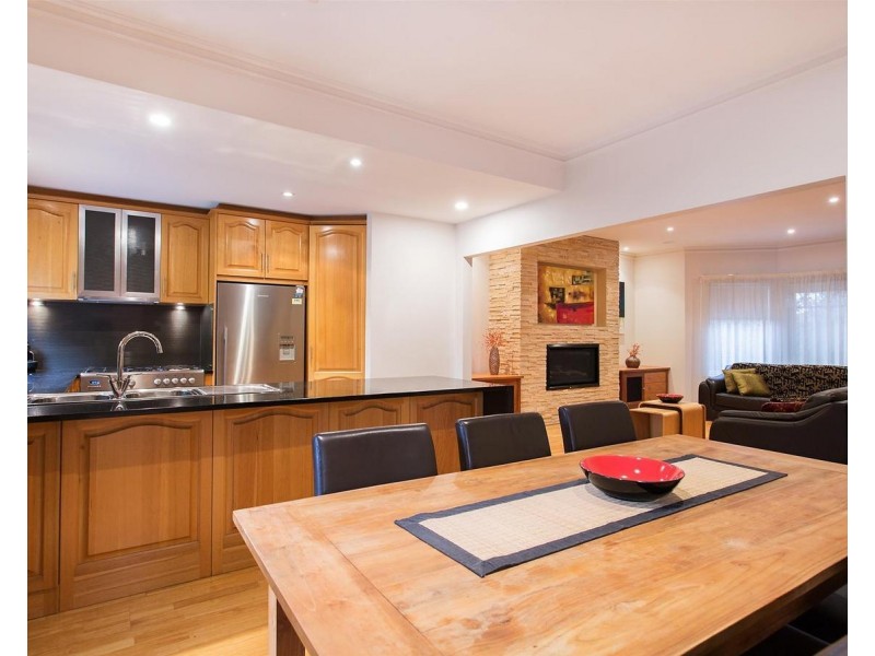 2A Clovelly Avenue, Glenelg North SA 5045