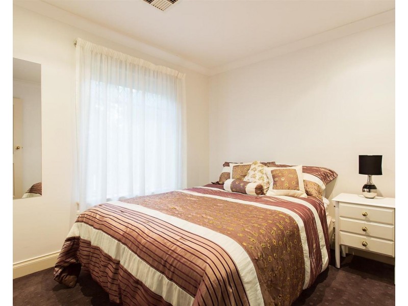 2A Clovelly Avenue, Glenelg North SA 5045