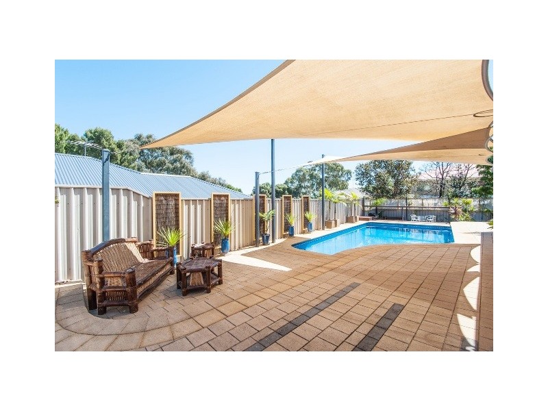 4 Egret Court, Hallett Cove SA 5158