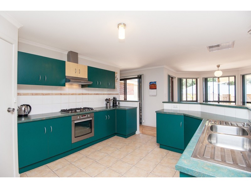 4 Egret Court, Hallett Cove SA 5158