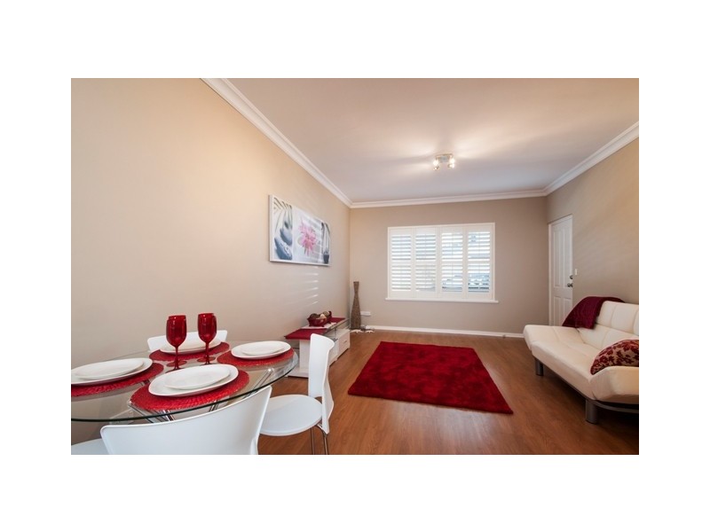 3/22 North Esplanade, Glenelg North SA 5045