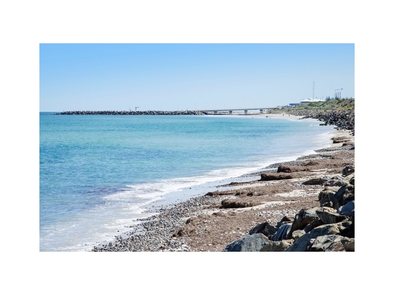 3/22 North Esplanade, Glenelg North SA 5045