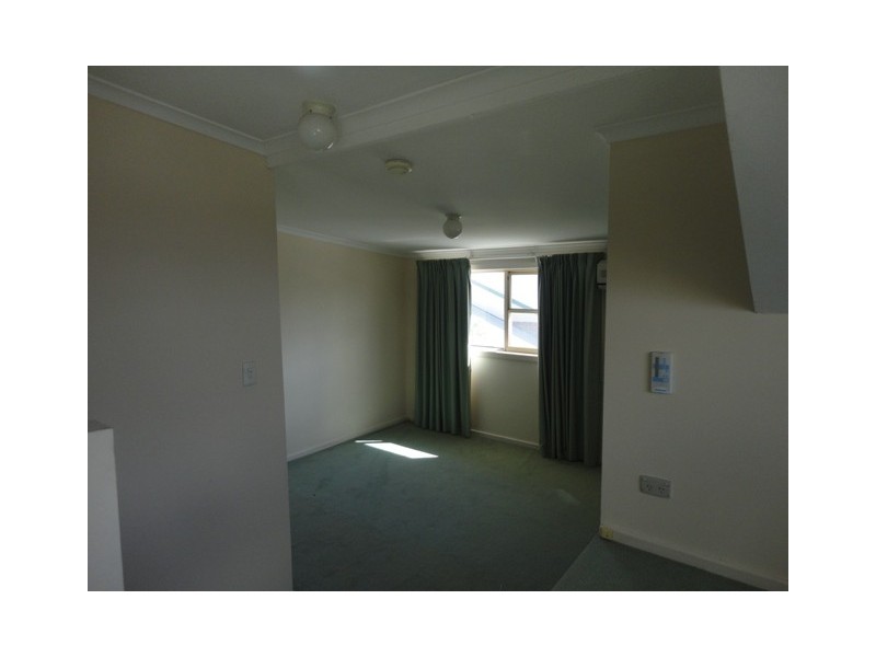 33 Ruthven Street, Glandore SA 5037