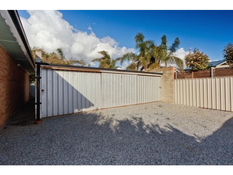Unit 2/3 Brooklyn Avenue, Glenelg North SA 5045
