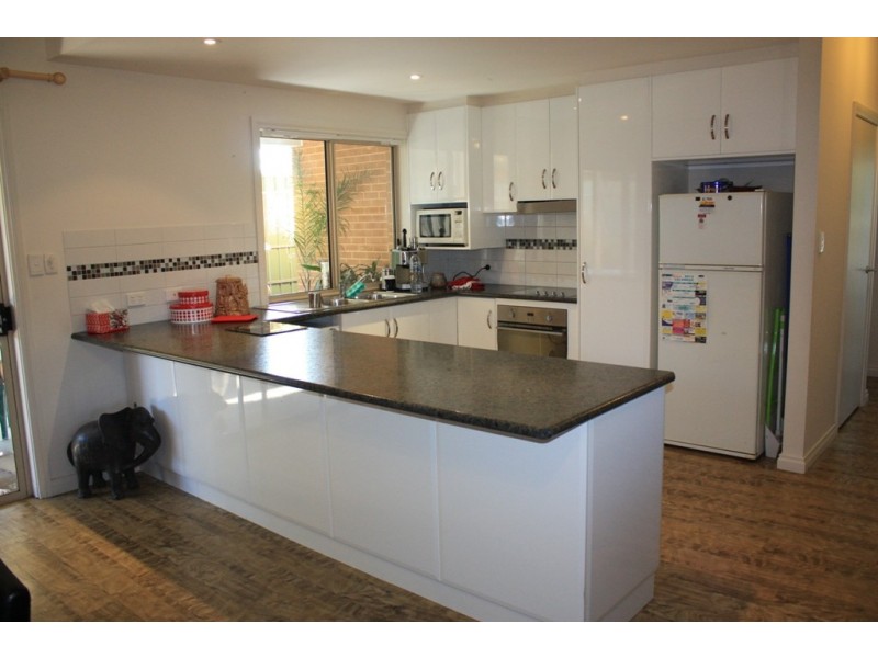 9 Charles Street, Encounter Bay SA 5211