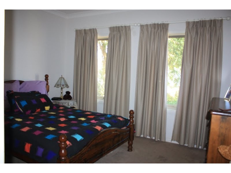 9 Charles Street, Encounter Bay SA 5211