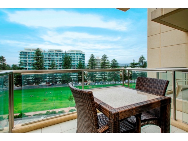 529/16 Holdfast Promenade, Glenelg SA 5045