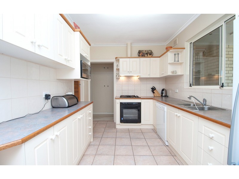 22 Teusner Drive, Morphett Vale SA 5162