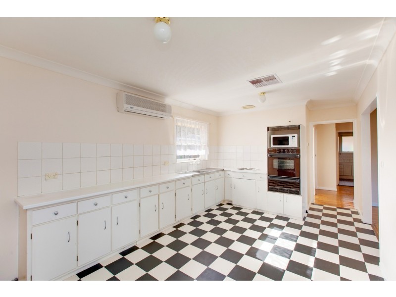 1 Vinest Way, Hackham SA 5163