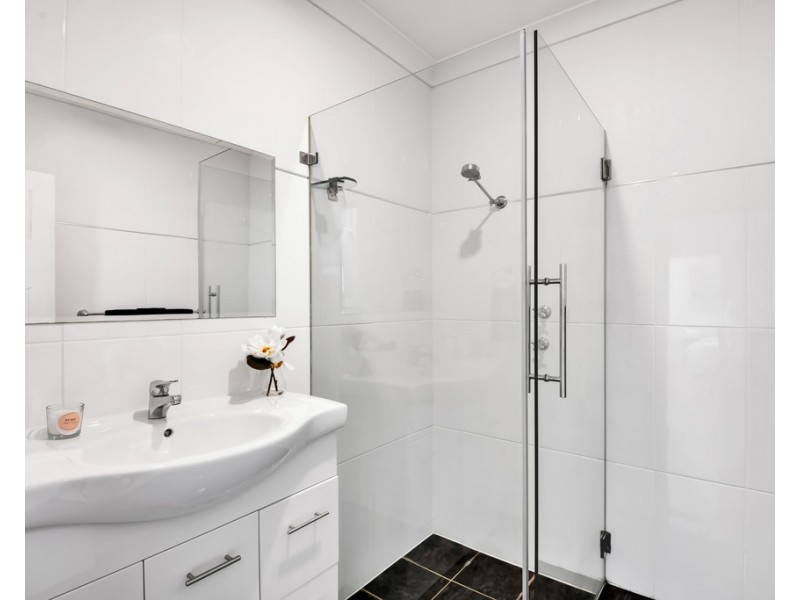 6 Rugless Terrace, Glenelg East SA 5045