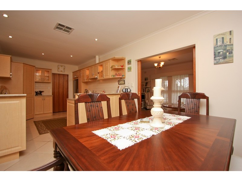 10 Phillis Court, Warradale SA 5046