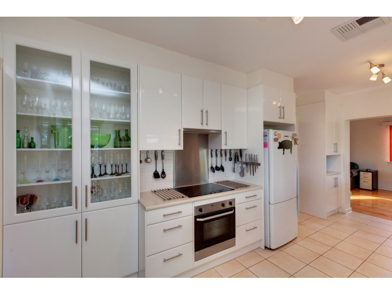 14 Morgan Avenue, Seaview Downs SA 5049