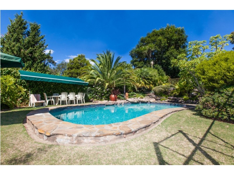 34 Vincent Blvd, Flagstaff Hill SA 5159