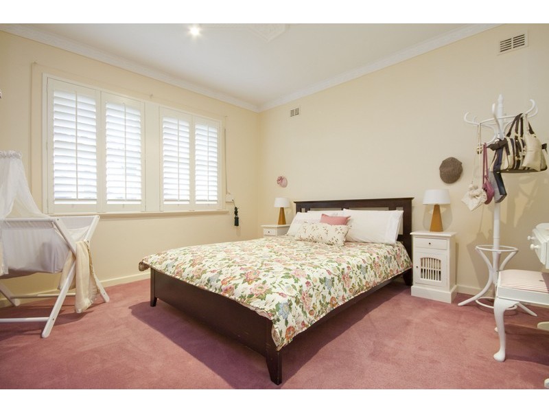 24 Stuart Road, South Plympton SA 5038