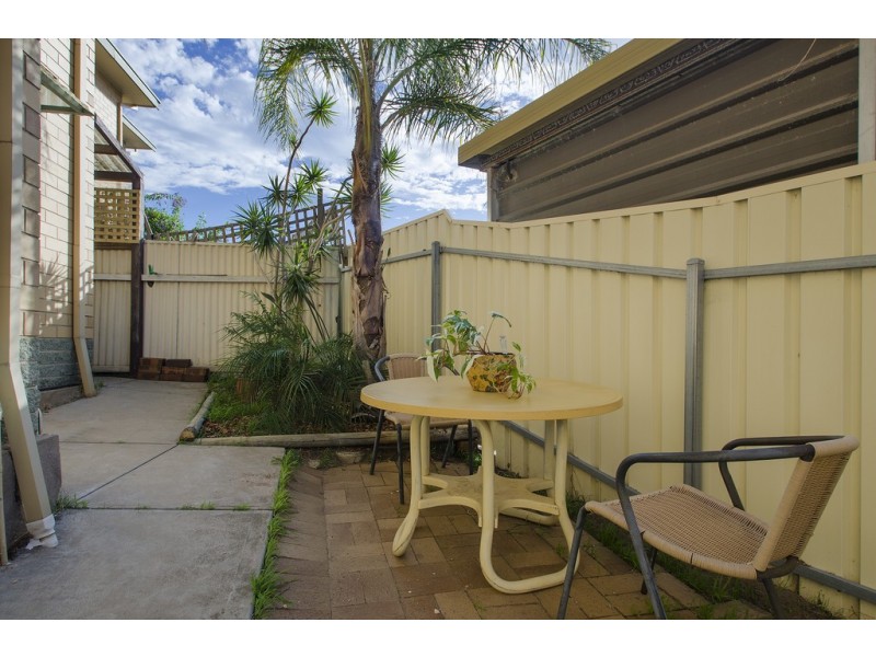 2/195 Military Road, Henley Beach South SA 5022