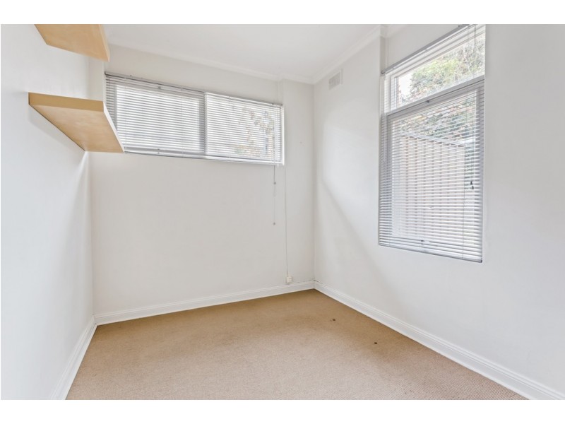 8/195 Military Road, Henley Beach South SA 5022