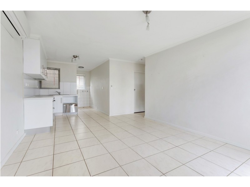 8/195 Military Road, Henley Beach South SA 5022