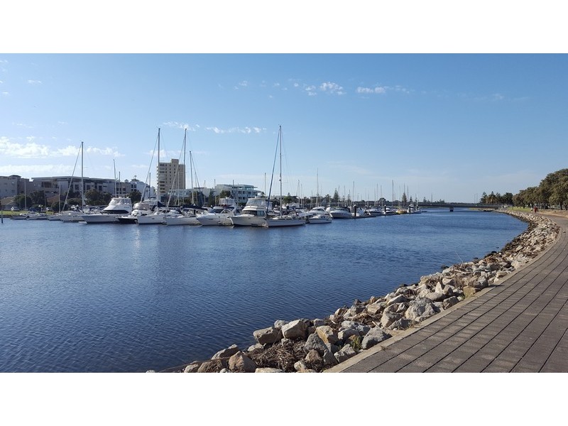 8/50 Adelphi Terrace, Glenelg North SA 5045