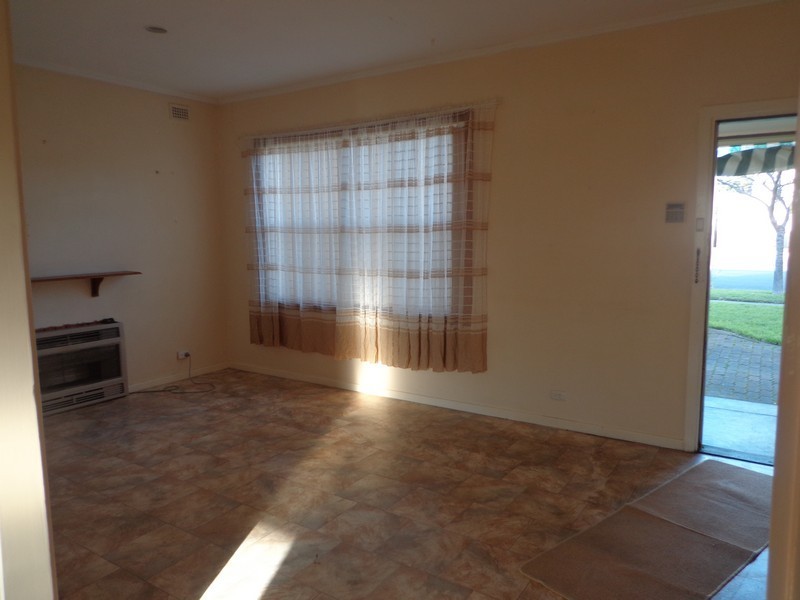 21 Burnley Street, Fulham SA 5024