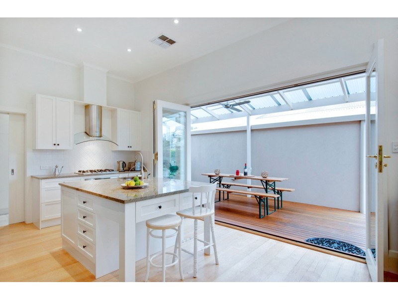 21 Bath Street, Glenelg South SA 5045