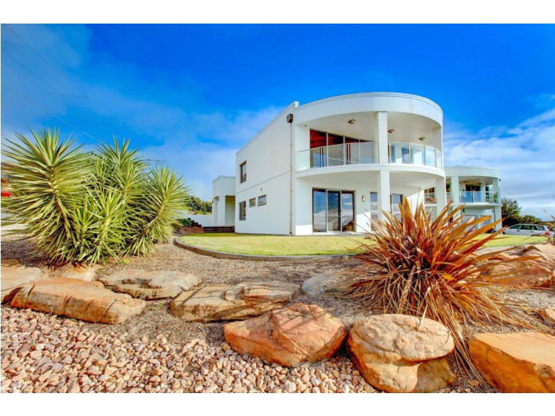 7 Bakewell Crescent, Marino SA 5049