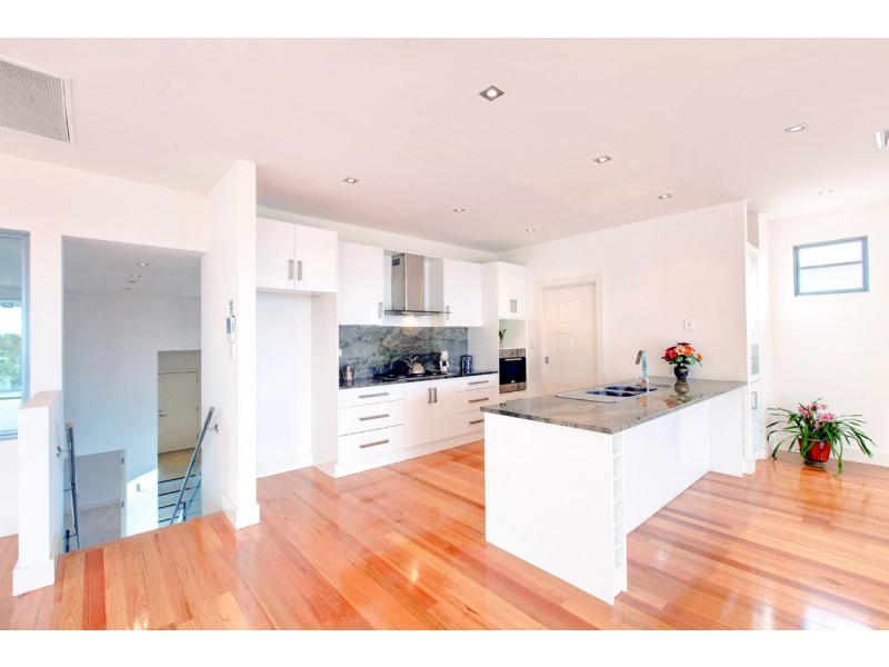 7 Bakewell Crescent, Marino SA 5049