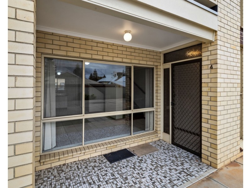 4/366 Seaview Road, Henley Beach SA 5022