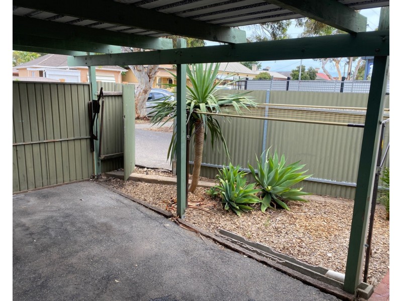 1/8 Water Street, Semaphore SA 5019