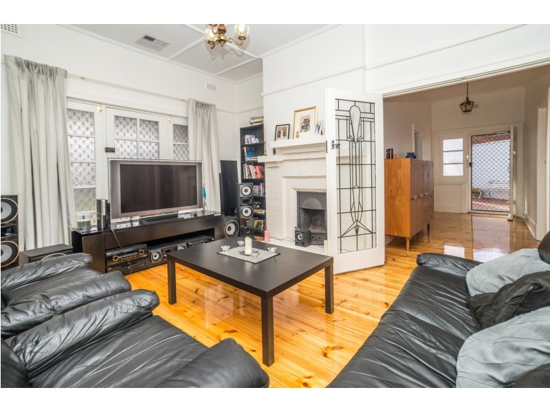 6 Rugless Terrace, Glenelg East SA 5045