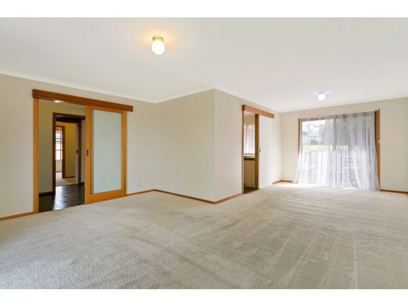 15 Kiah Crescent, Sheidow Park SA 5158