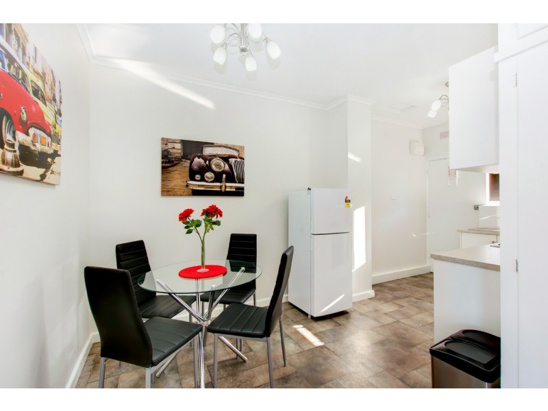 8/44 Broadway, Glenelg South SA 5045