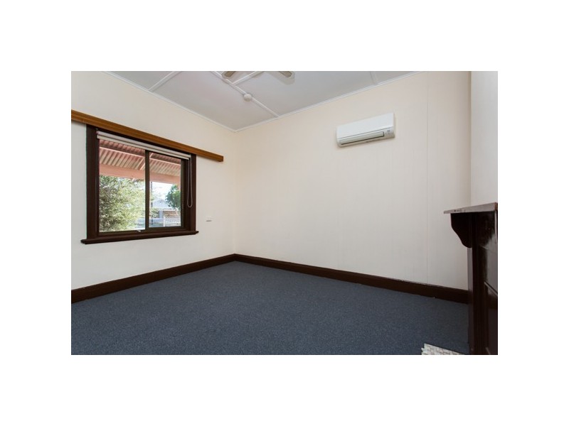 11 Laurel Street, Pennington SA 5013