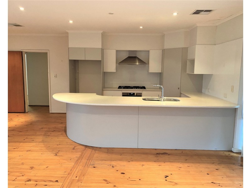 1 Chetwynd Street, West Beach SA 5024