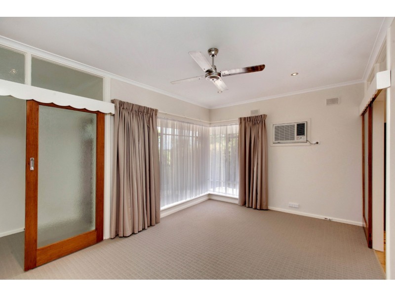 15 Durant Avenue, Morphett Vale SA 5162