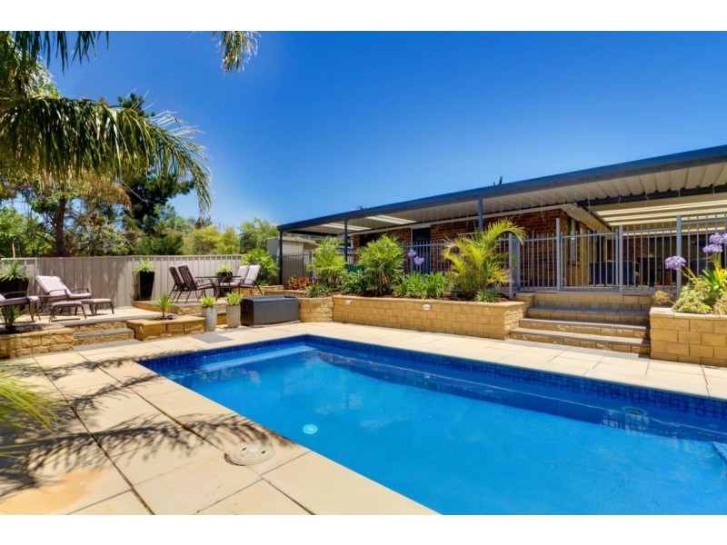 2 Brampton Court, Hallett Cove SA 5158
