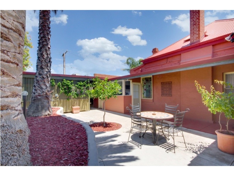 92 Moseley Street, Glenelg South SA 5045