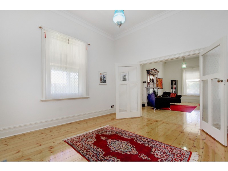 92 Moseley Street, Glenelg South SA 5045