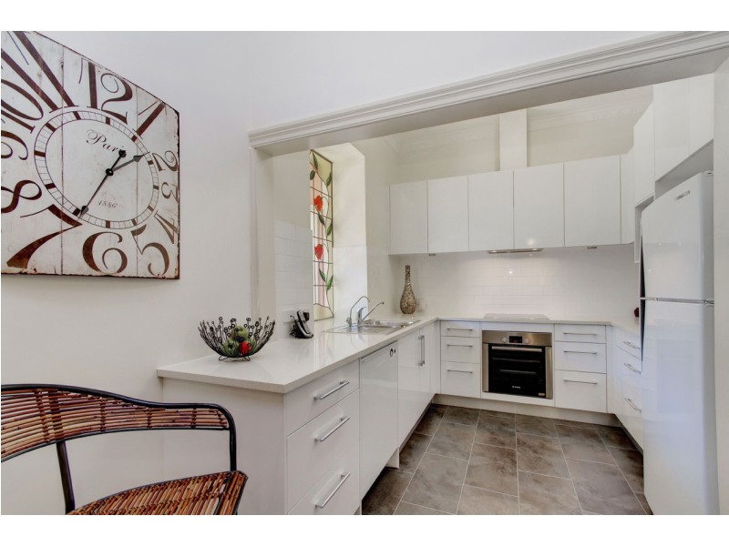 92 Moseley Street, Glenelg South SA 5045